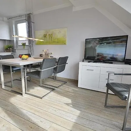 Stettiner Strasse 6 Whg 4 *
